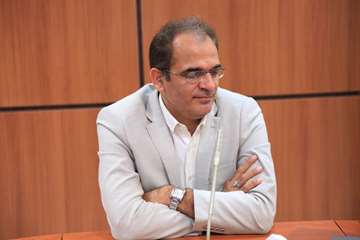 نشست بازنشستگان با رئیس دانشگاه